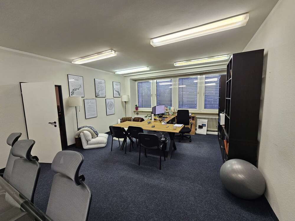 Thumbnail-Büro in Maintal 950,00 € 100.4 m²