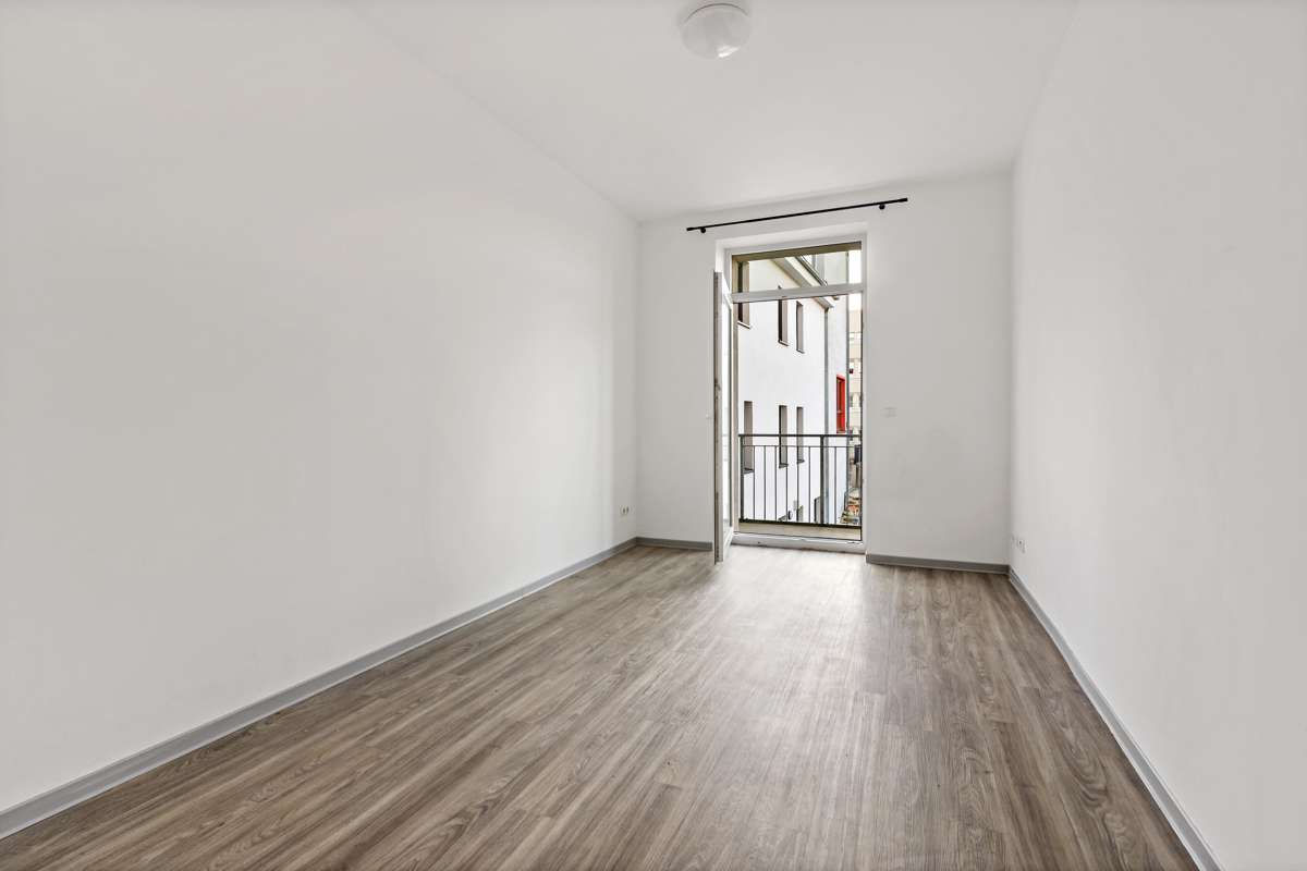 Thumbnail-Wohnung zum Mieten in Halle 395,00 € 43 m²