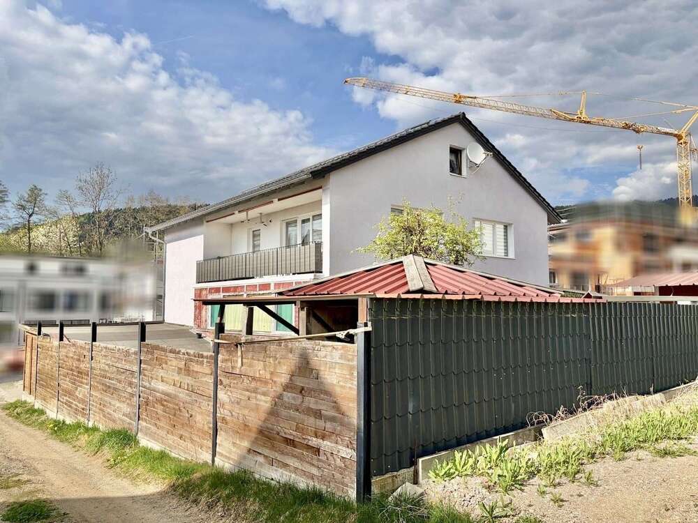 Thumbnail-Haus zum Kaufen in Deggendorf 385.000,00 € 184 m²
