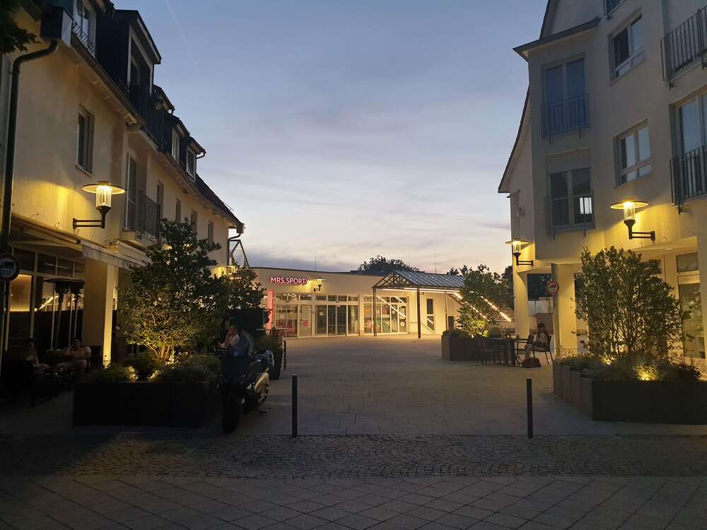Thumbnail-Gastronomie in Herrenberg 1.274,00 € 97.98 m²