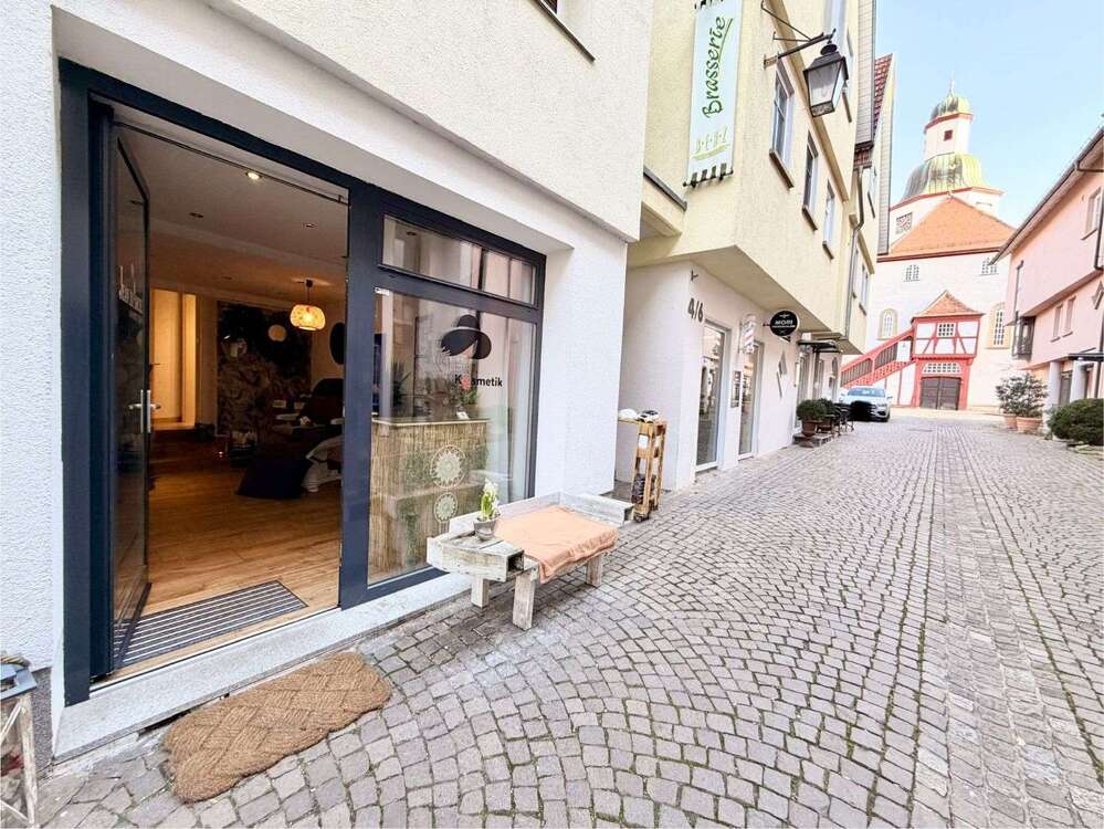 Thumbnail-Einzelhandel in Winnenden 450,00 € 17 m²