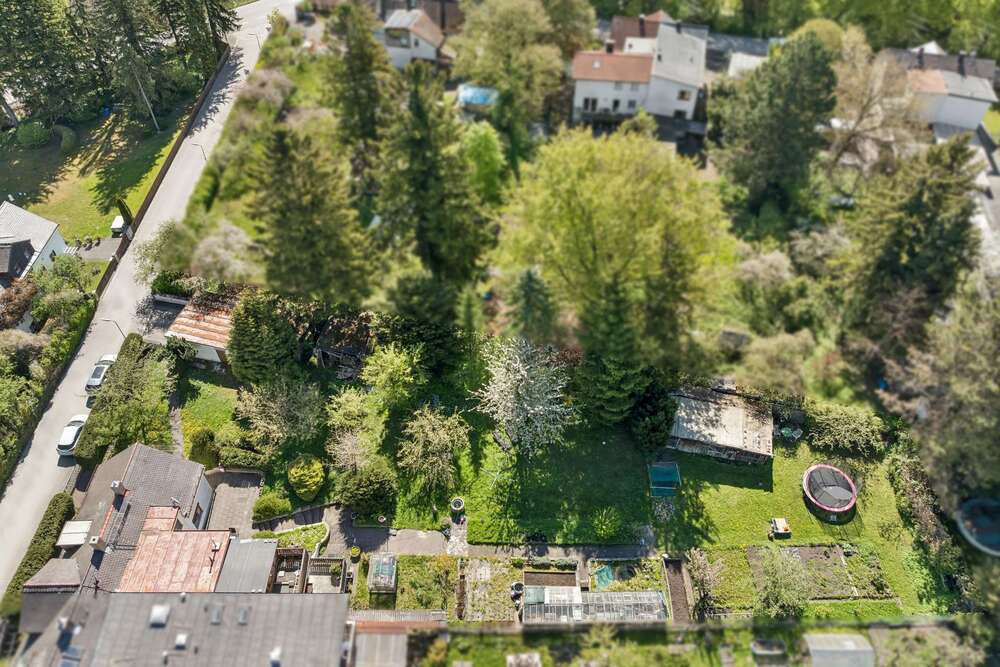 Thumbnail-Grundstück zu verkaufen in München 2.390.000,00 € 1700 m²