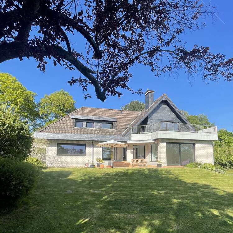 Thumbnail-Haus zum Kaufen in Heiligenhaus-Isenbügel 980.000,00 € 236 m²