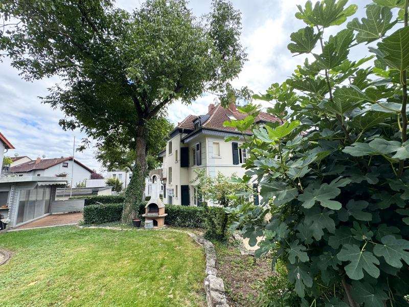 Thumbnail-Haus zum Kaufen in Wiesbaden 1.380.000,00 € 230 m²