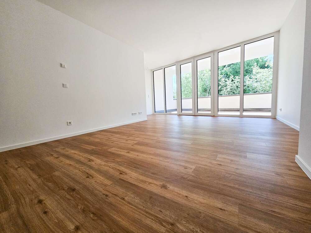 Thumbnail-Wohnung zum Mieten in Frankfurt am Main 1.950,00 € 100 m²