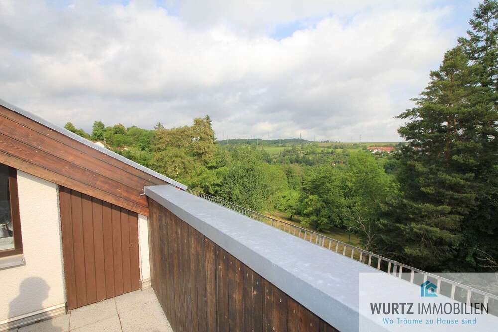 Thumbnail-Wohnung zum Kaufen in Leonberg 165.000,00 € 47.79 m²