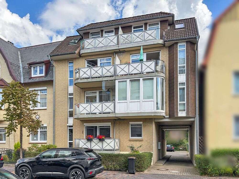 Thumbnail-Wohnung zum Kaufen in Cuxhaven 165.000,00 € 63 m²