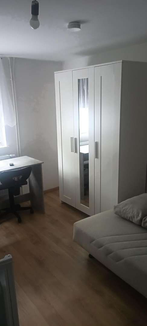 Thumbnail-Wohnung zum Mieten in Bremen 350,00 € 12 m²