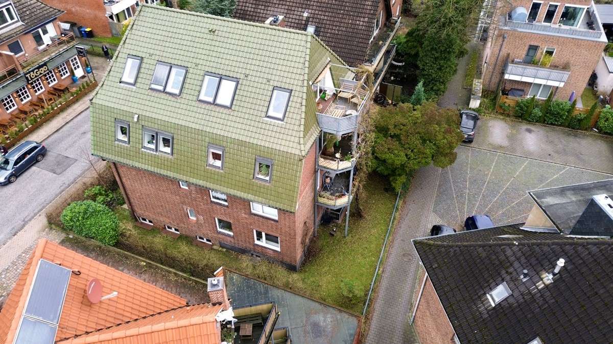 Thumbnail-Haus zum Kaufen in Wedel 1.030.000,00 € 366 m²