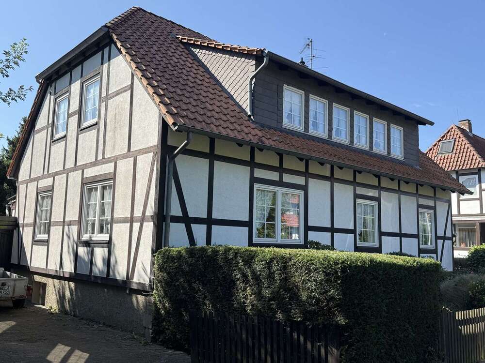 Thumbnail-Haus zum Kaufen in Braunschweig Riddagshausen 380.000,00 € 169 m²
