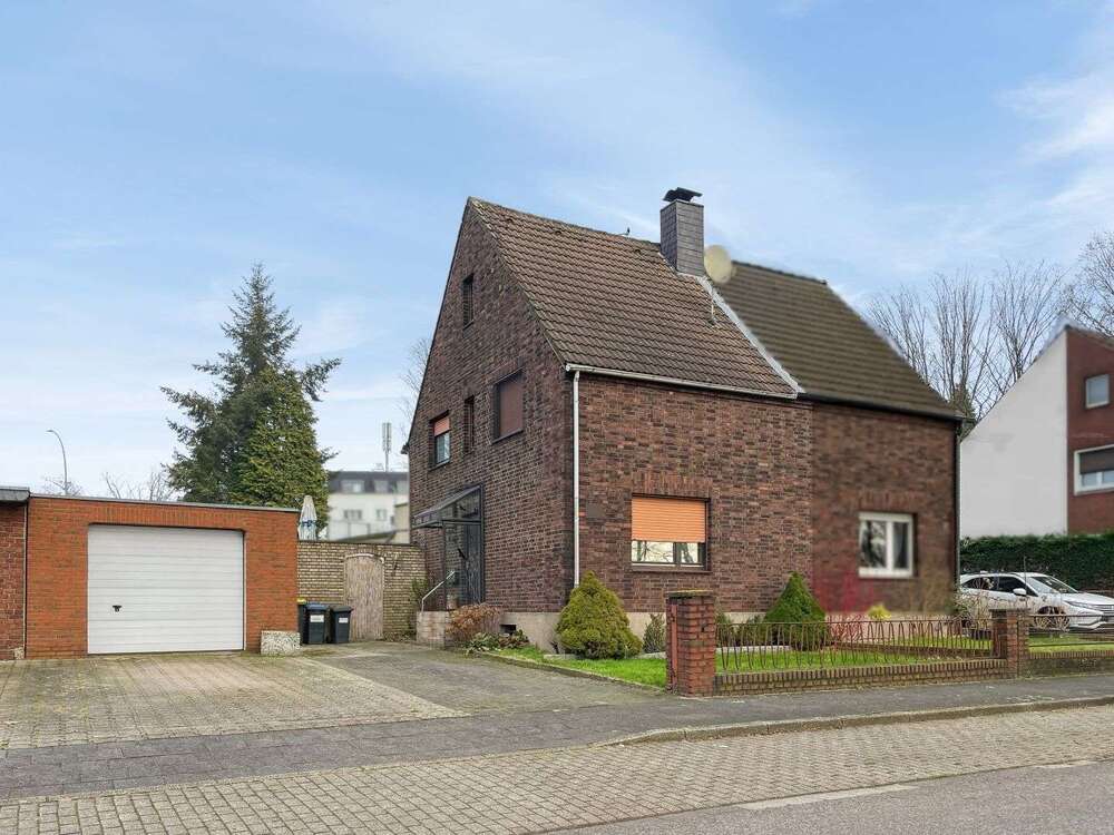 Thumbnail-Haus zum Kaufen in Duisburg 265.000,00 € 120 m²