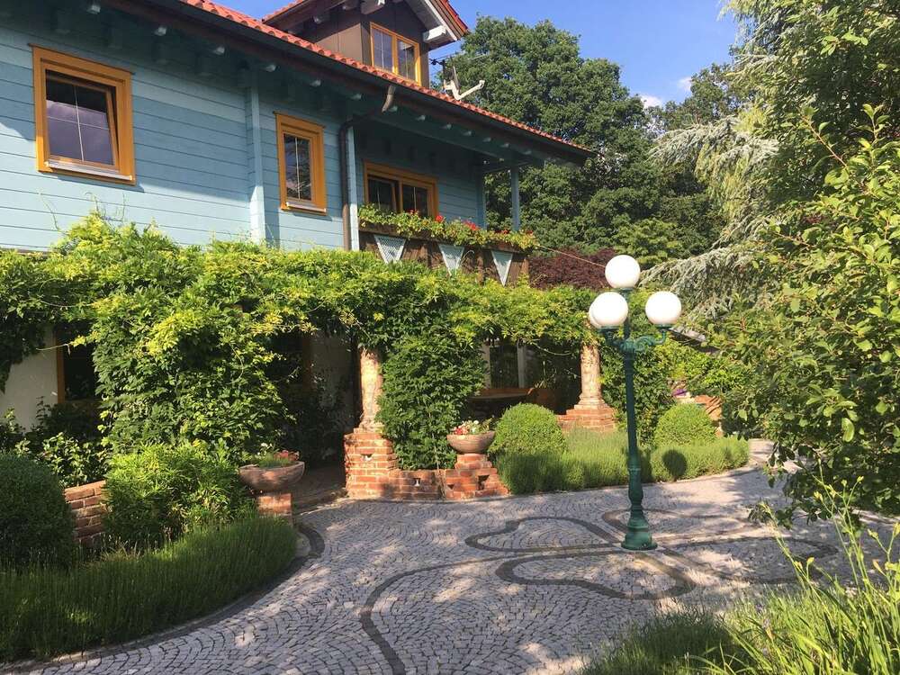 Thumbnail-Haus zum Kaufen in Landshut 895.000,00 € 238 m²