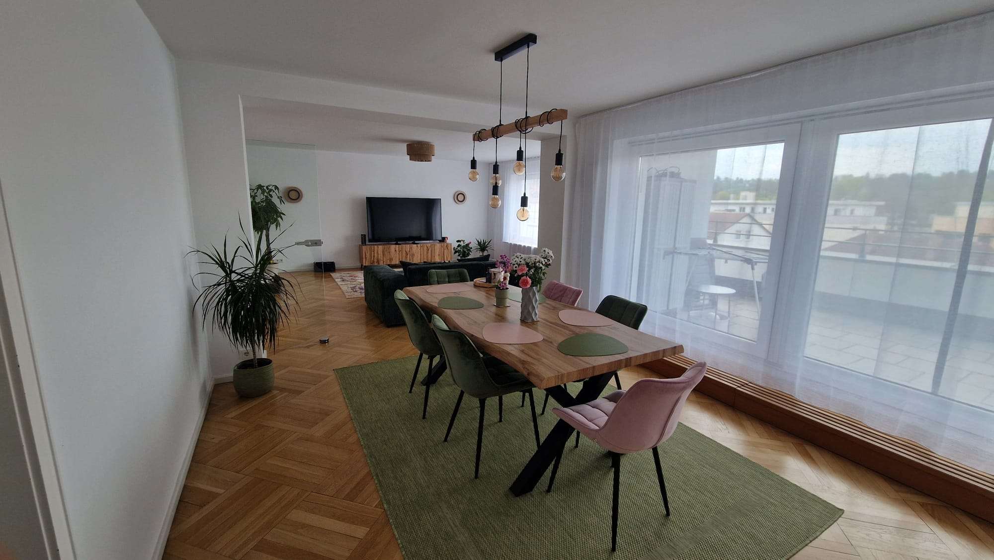Thumbnail-Wohnung zum Mieten in Landshut 1.850,00 € 148 m²