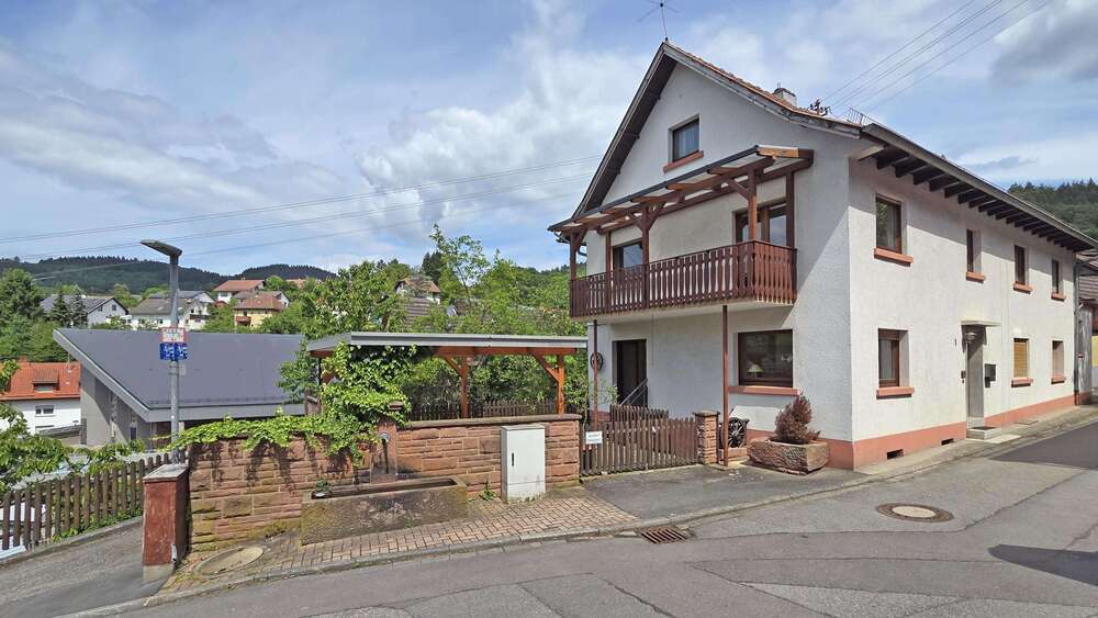 Thumbnail-Haus zum Kaufen in Schriesheim 254.000,00 € 195.26 m²
