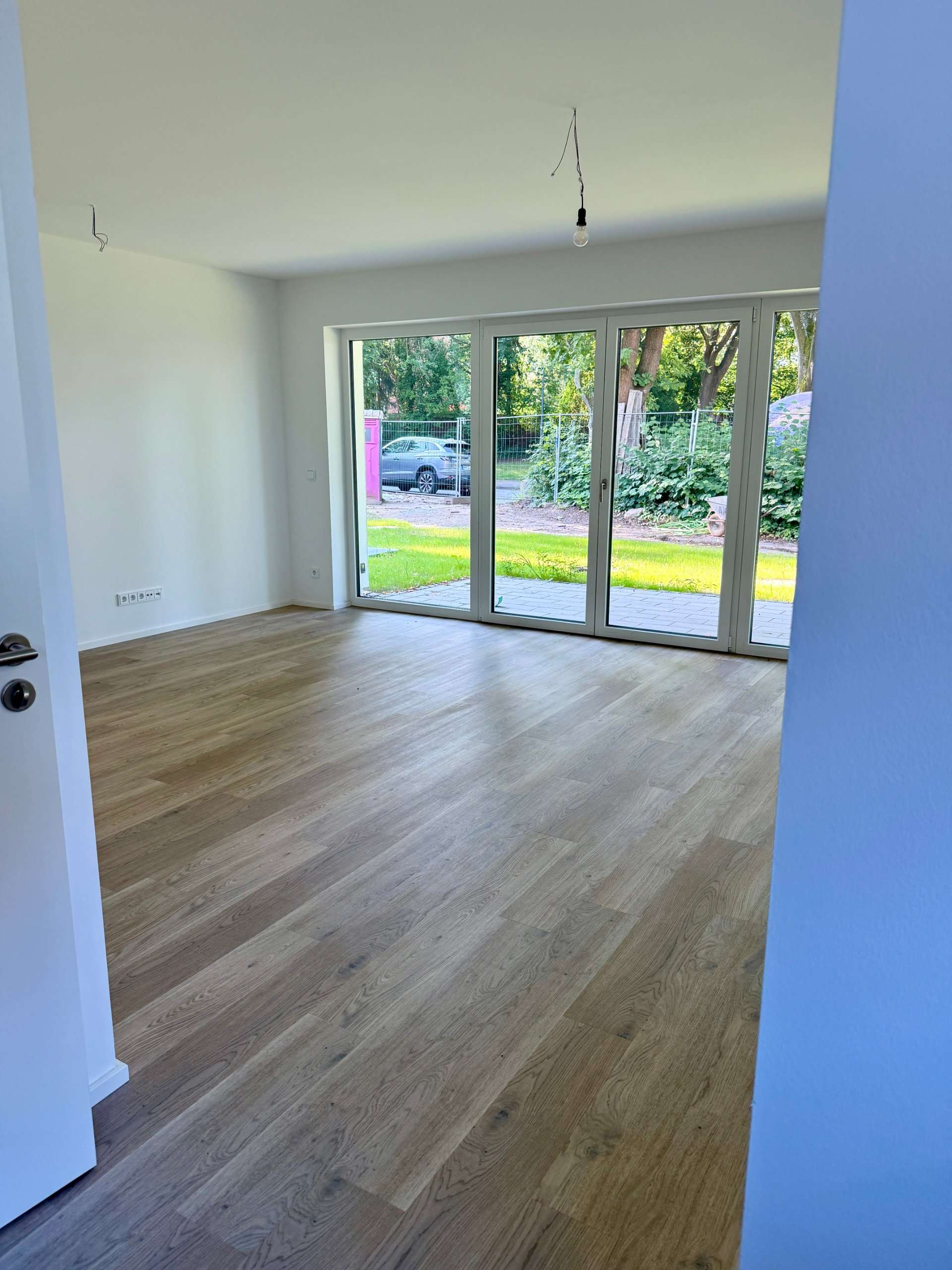 Thumbnail-Wohnung zum Mieten in Hamburg 2.076,13 € 86.65 m²