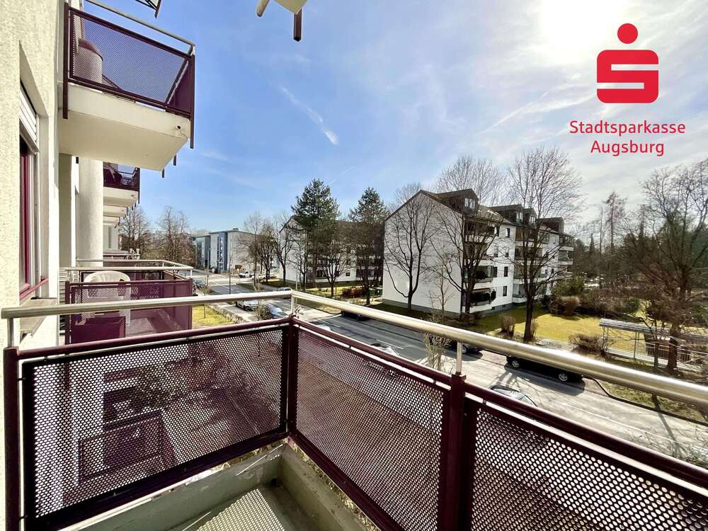 Thumbnail-Wohnung zum Kaufen in Augsburg 299.000,00 € 77 m²