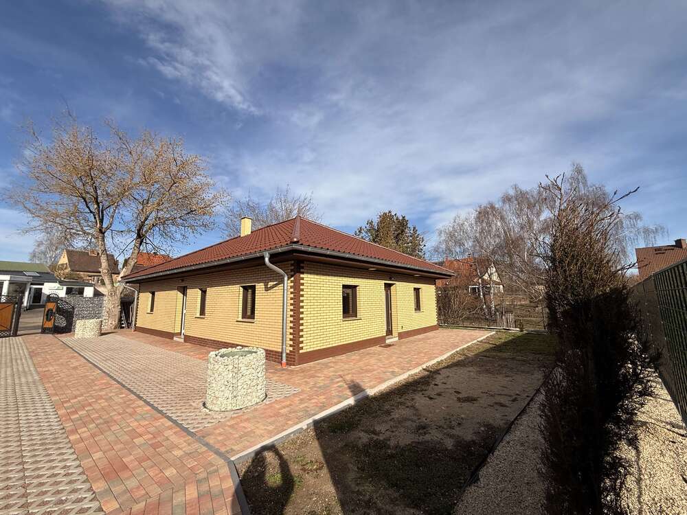 Thumbnail-Haus zum Mieten in Teutschenthal 1.500,00 € 110 m²