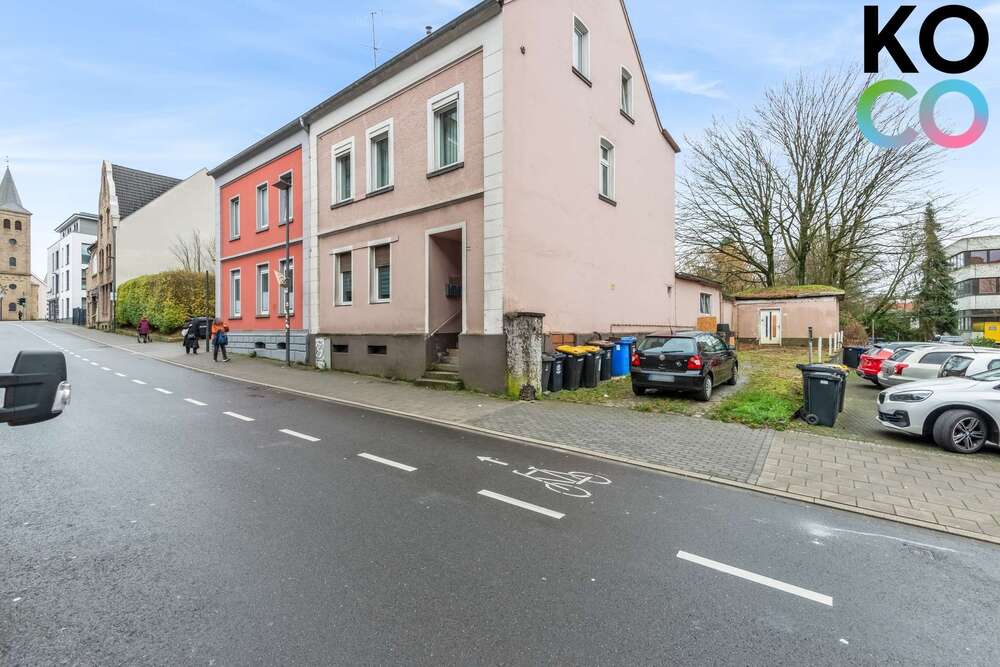 Thumbnail-Haus zum Kaufen in Heiligenhaus 329.000,00 € 214 m²