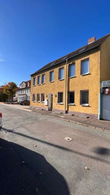 Thumbnail-Wohnung zum Mieten in Bitterfeld 270,00 € 38 m²