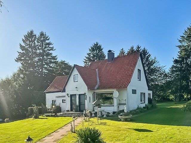 Thumbnail-Haus zum Kaufen in Stockelsdorf 249.500,00 € 187 m²