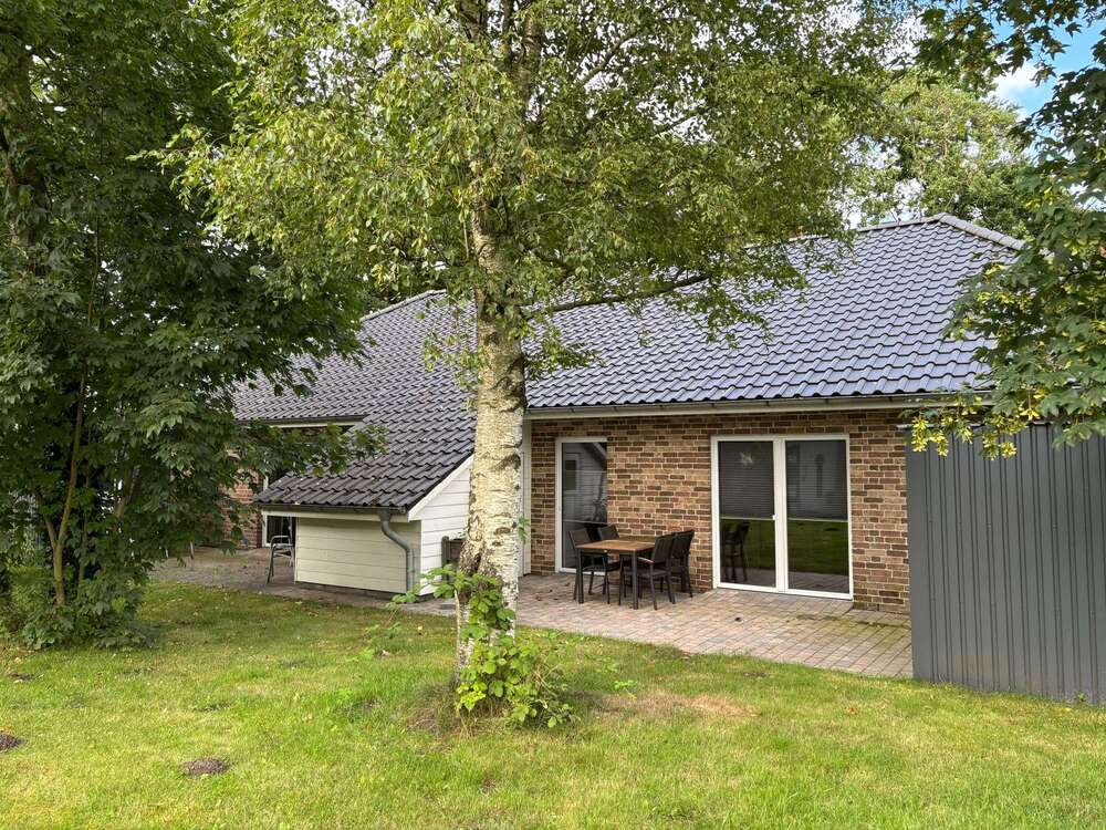 Thumbnail-Haus zum Kaufen in Stedesand 240.000,00 € 89.74 m²
