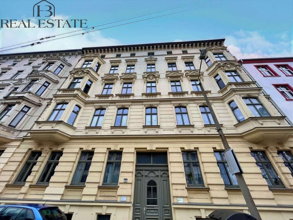 Thumbnail-Wohnung zum Kaufen in Magdeburg 180.000,00 € 97.49 m²