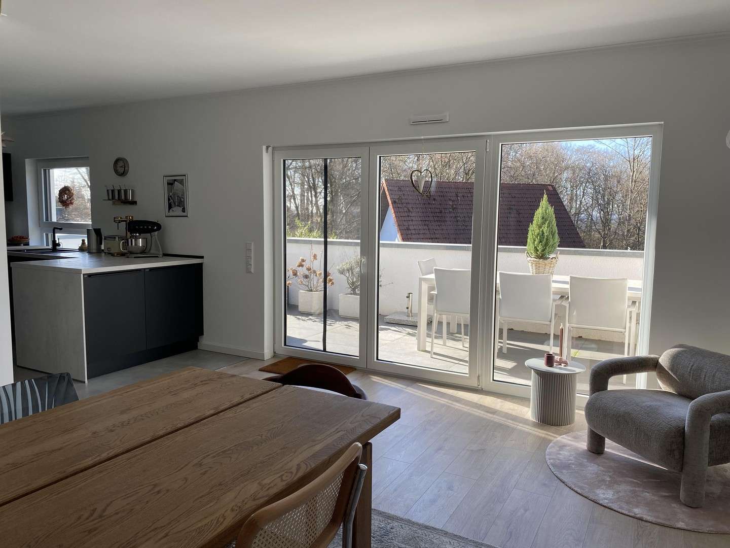 Thumbnail-Wohnung zum Mieten in Porta Westfalica 1.490,00 € 135 m²