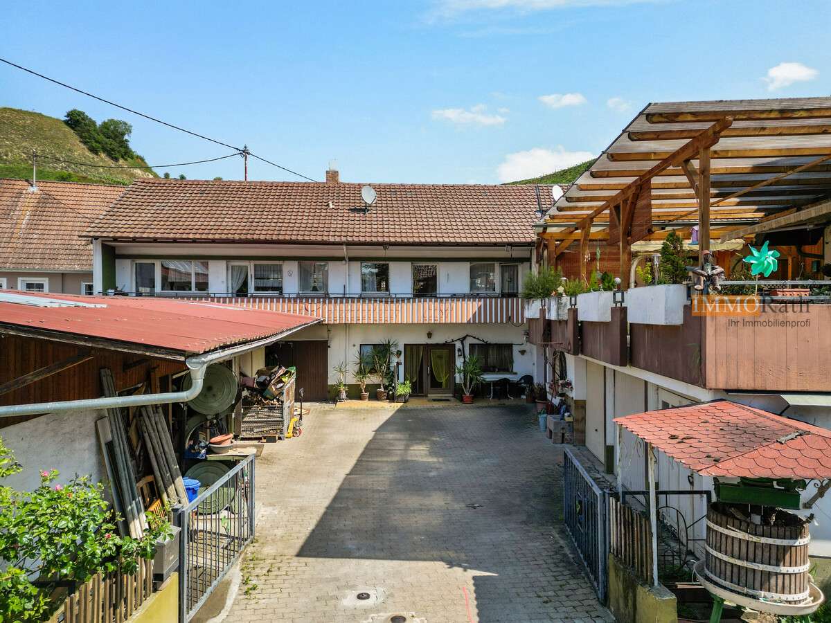 Thumbnail-Haus zum Kaufen in Vogtsburg 299.000,00 € 178.14 m²