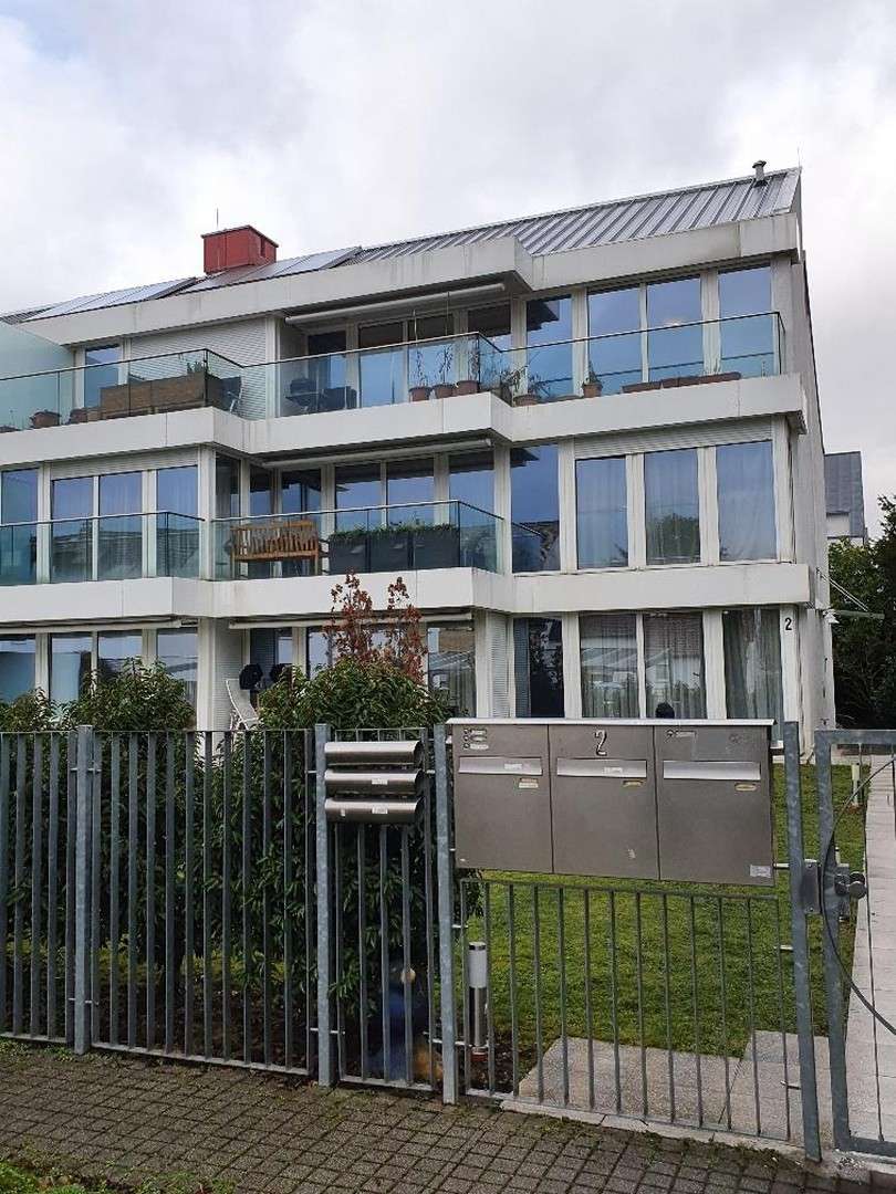 Thumbnail-Wohnung zum Mieten in Frankfurt am Main 2.500,00 € 126 m²