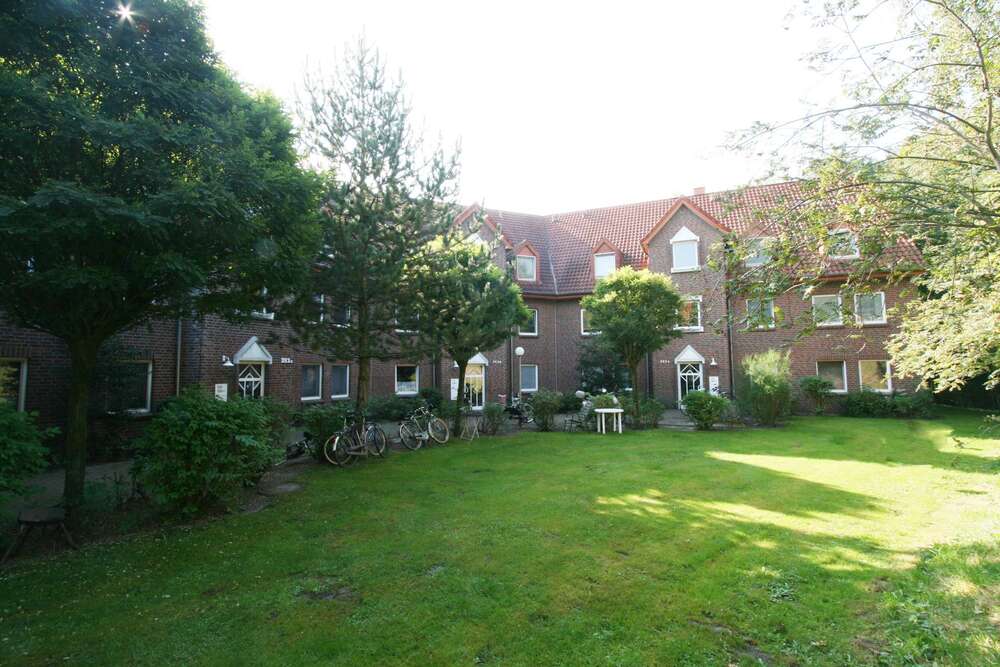 Thumbnail-Wohnung zum Mieten in Oldenburg 222,00 € 26.9 m²
