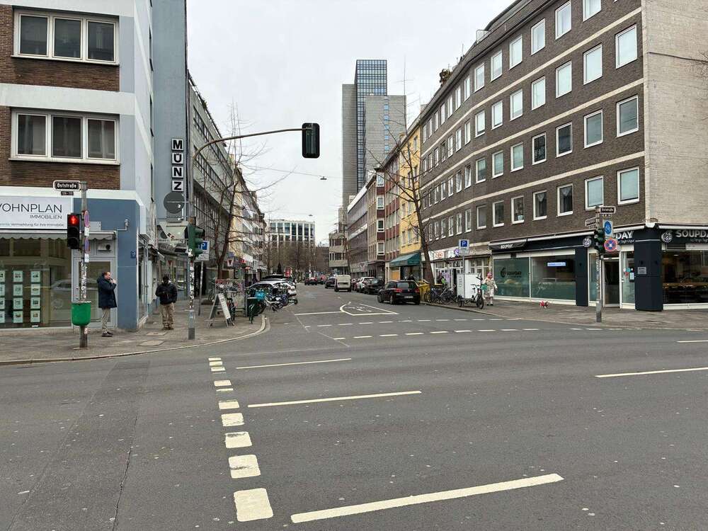 Thumbnail-Gastronomie in Düsseldorf 3.300,00 € 160 m²