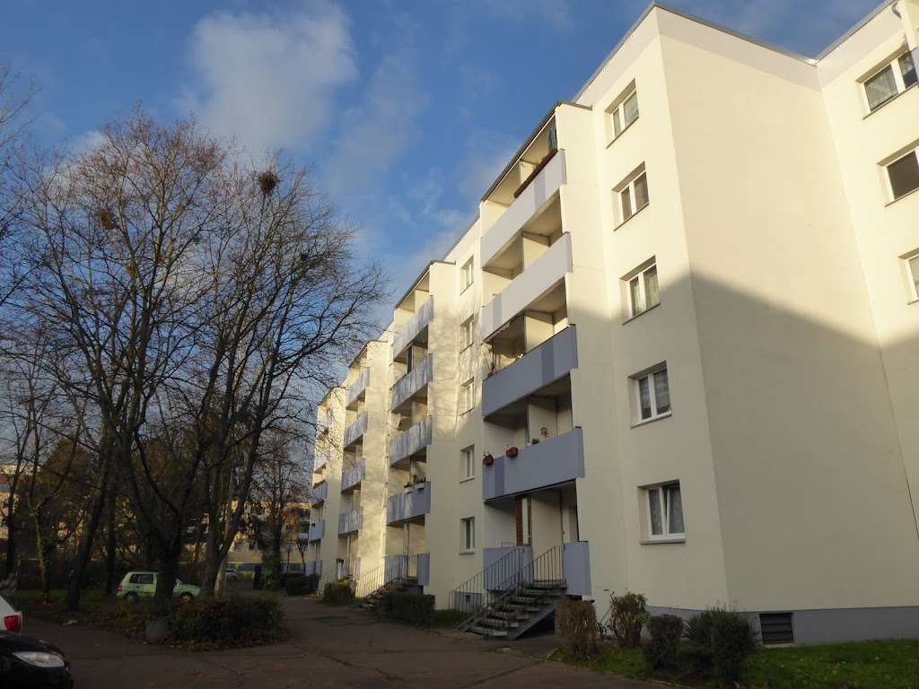 Thumbnail-Wohnung zum Mieten in Halle (Saale) 402,00 € 57.31 m²