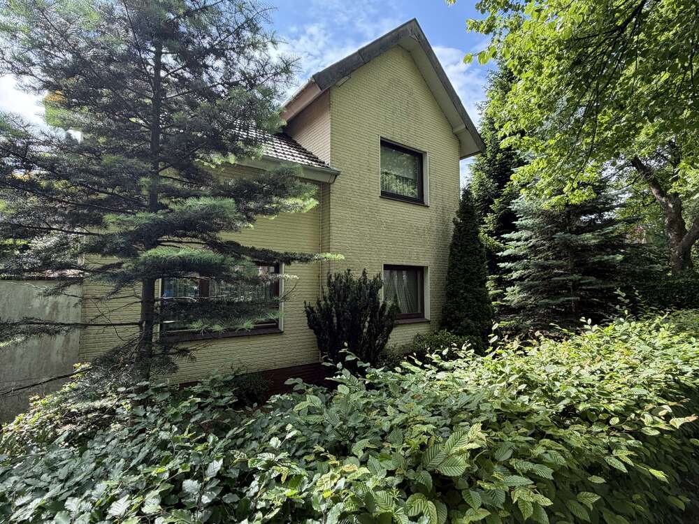 Thumbnail-Haus zum Kaufen in Tornesch 339.000,00 € 181.37 m²
