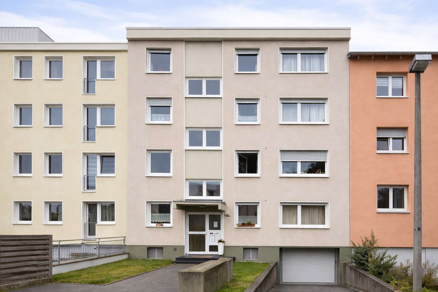 Thumbnail-Wohnung zum Kaufen in Bonn 240.000,00 € 62 m²