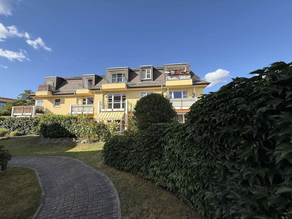 Thumbnail-Wohnung zum Kaufen in Radebeul 200.000,00 € 64.15 m²