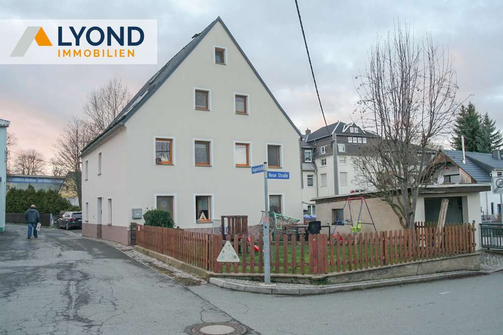 Thumbnail-Haus zum Kaufen in Thum 229.000,00 € 180 m²