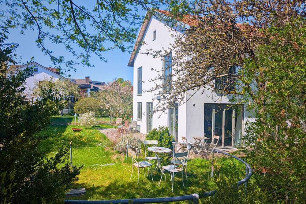 Thumbnail-Haus zum Kaufen in Pöcking 2.250.000,00 € 257 m²