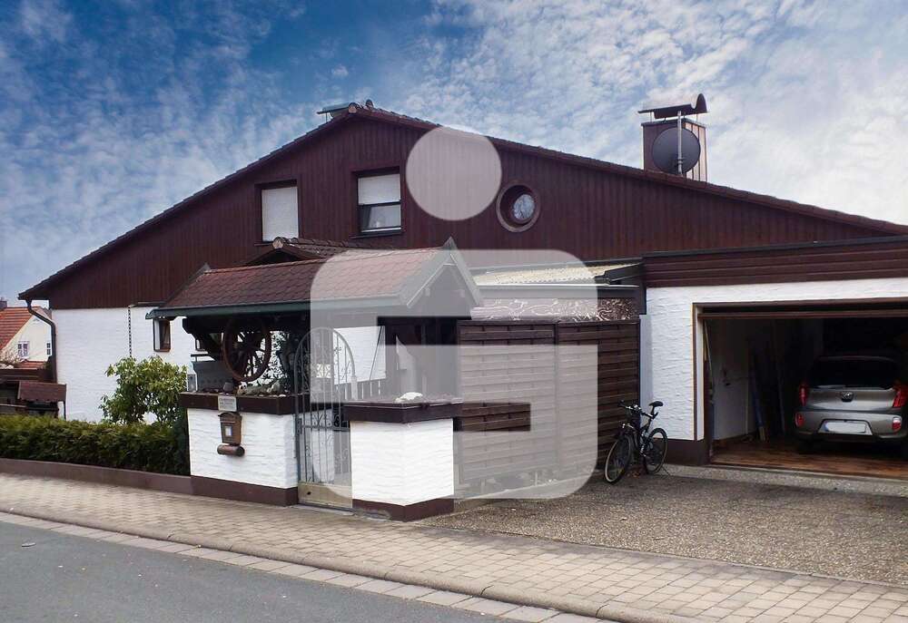 Thumbnail-Haus zum Kaufen in Röttenbach 495.000,00 € 261 m²