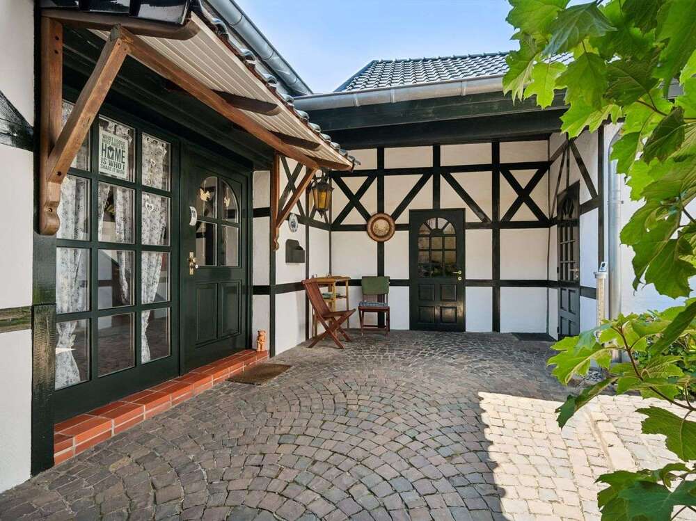 Thumbnail-Haus zum Kaufen in Waldfeucht 549.000,00 € 292.91 m²