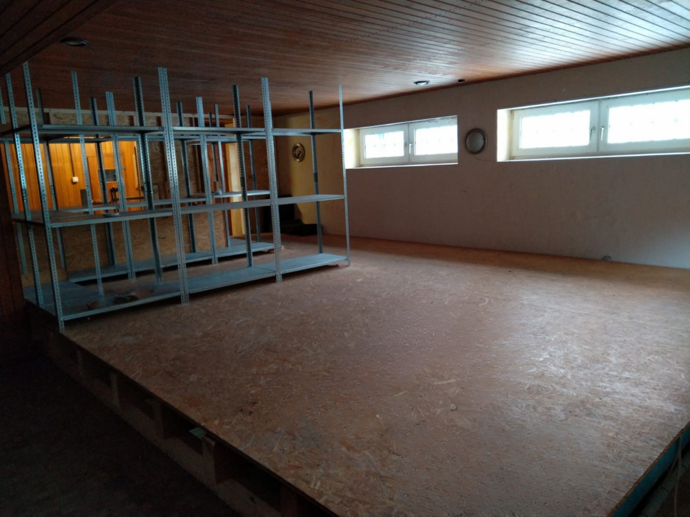 Thumbnail-Halle in Scharbeutz 280,00 € 95 m²