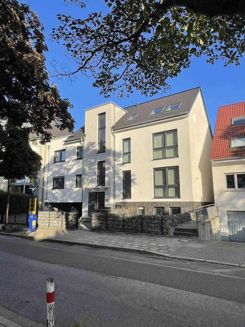 Thumbnail-Wohnung zum Mieten in Essen 1.450,00 € 94 m²