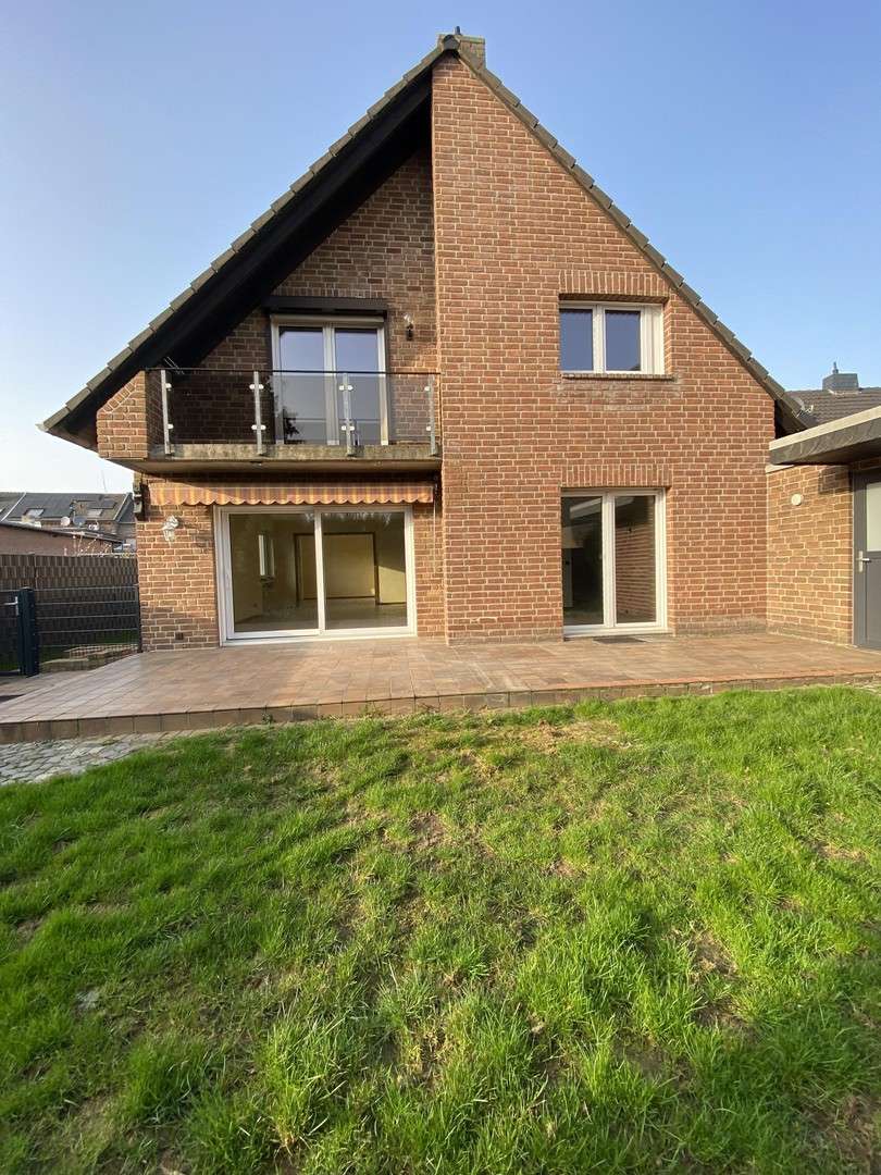 Thumbnail-Haus zum Kaufen in Nettetal 480.000,00 € 137.46 m²