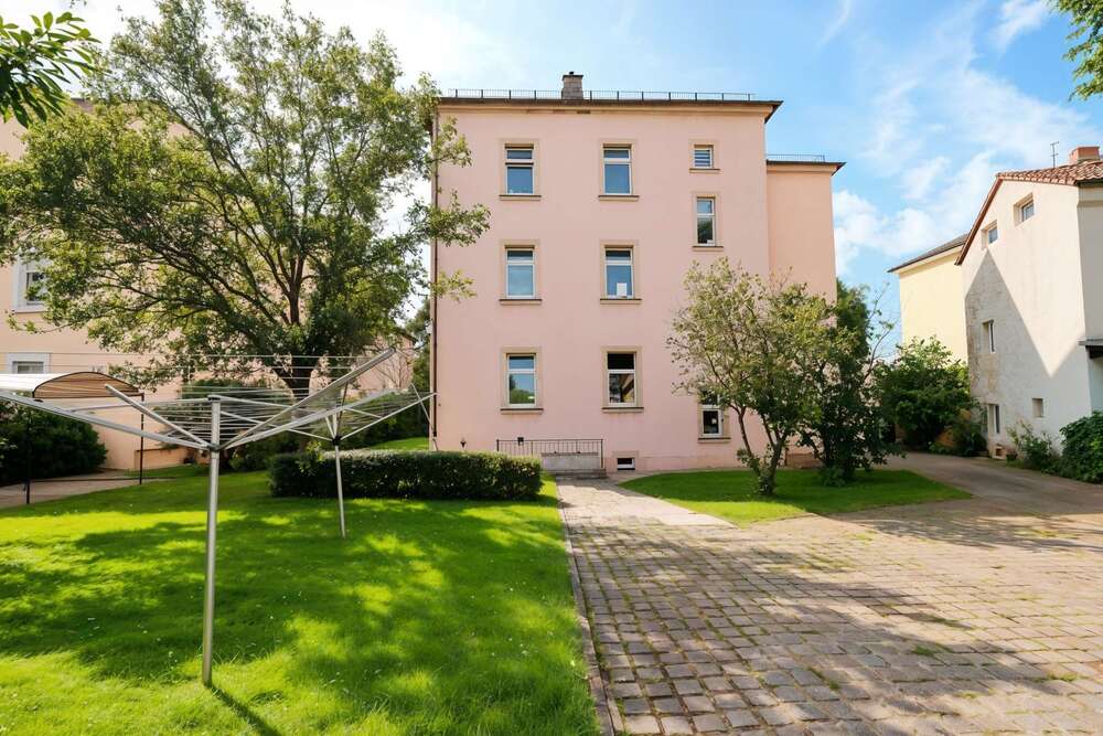 Thumbnail-Wohnung zum Kaufen in Dresden 165.000,00 € 77 m²