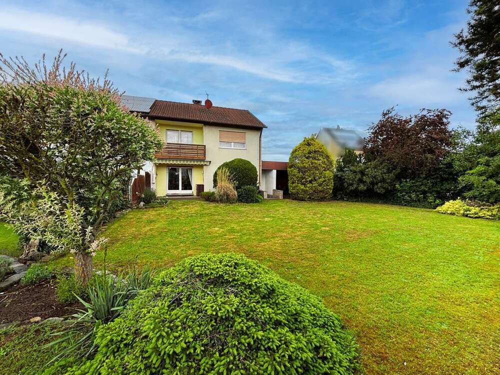 Thumbnail-Haus zum Kaufen in Fürth 494.000,00 € 109 m²