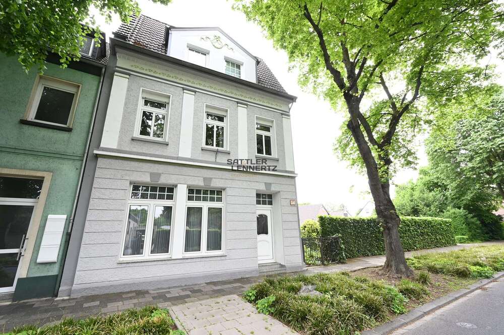 Thumbnail-Haus zum Kaufen in Mönchengladbach Mönchengladbach-Neuwerk 360.000,00 € 148.58 m²