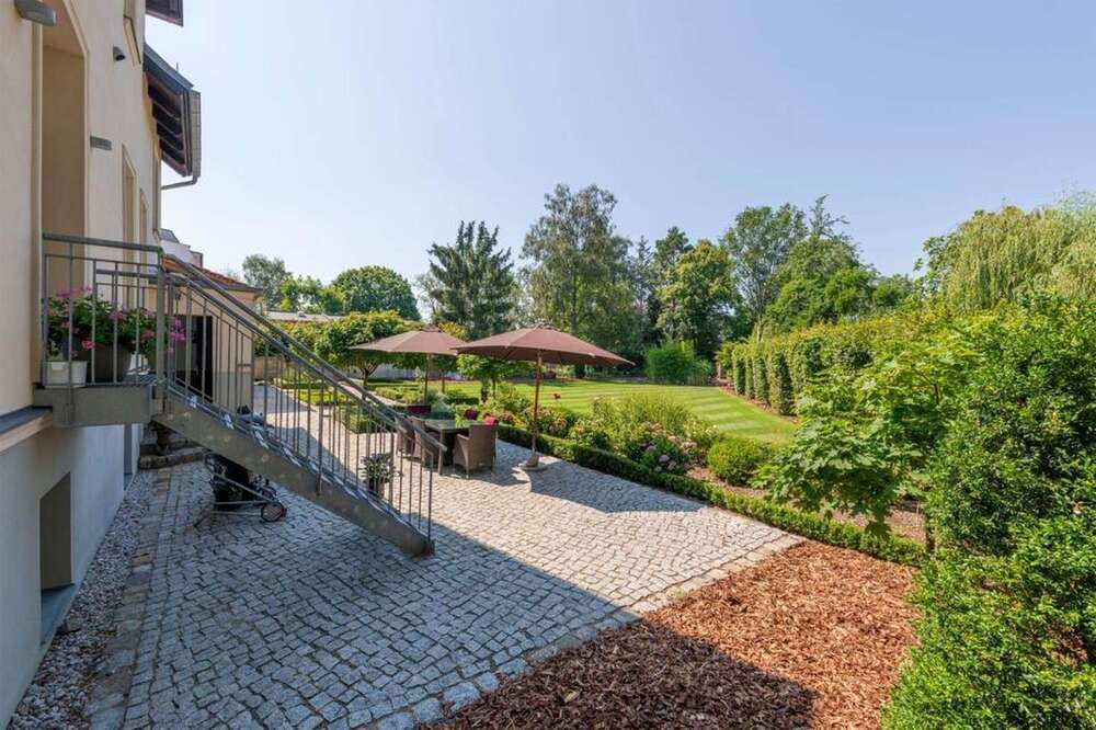 Thumbnail-Haus zum Kaufen in Berlin 1.399.000,00 € 335 m²