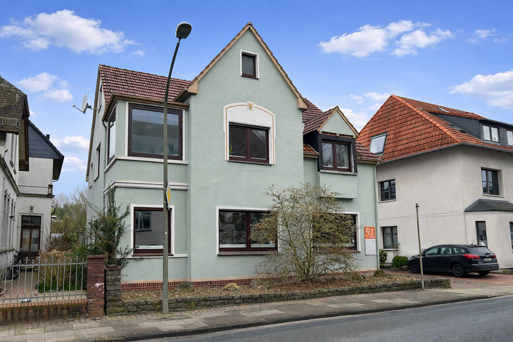 Thumbnail-Haus zum Kaufen in Brake 190.000,00 € 190 m²