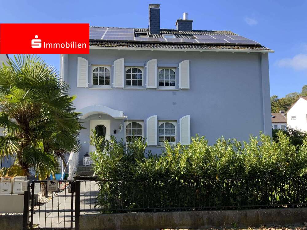 Thumbnail-Haus zum Kaufen in Obertshausen 695.000,00 € 178.55 m²