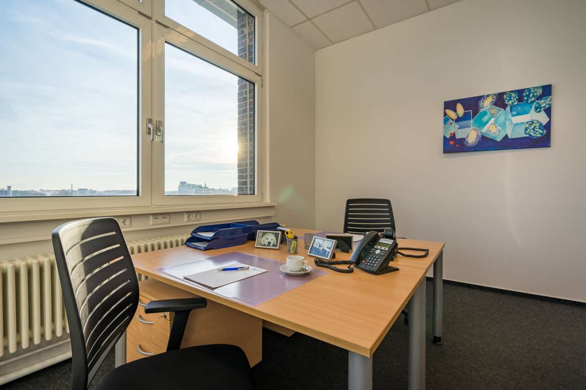 Thumbnail-Büro in Hannover 2.346,80 € 256.76 m²