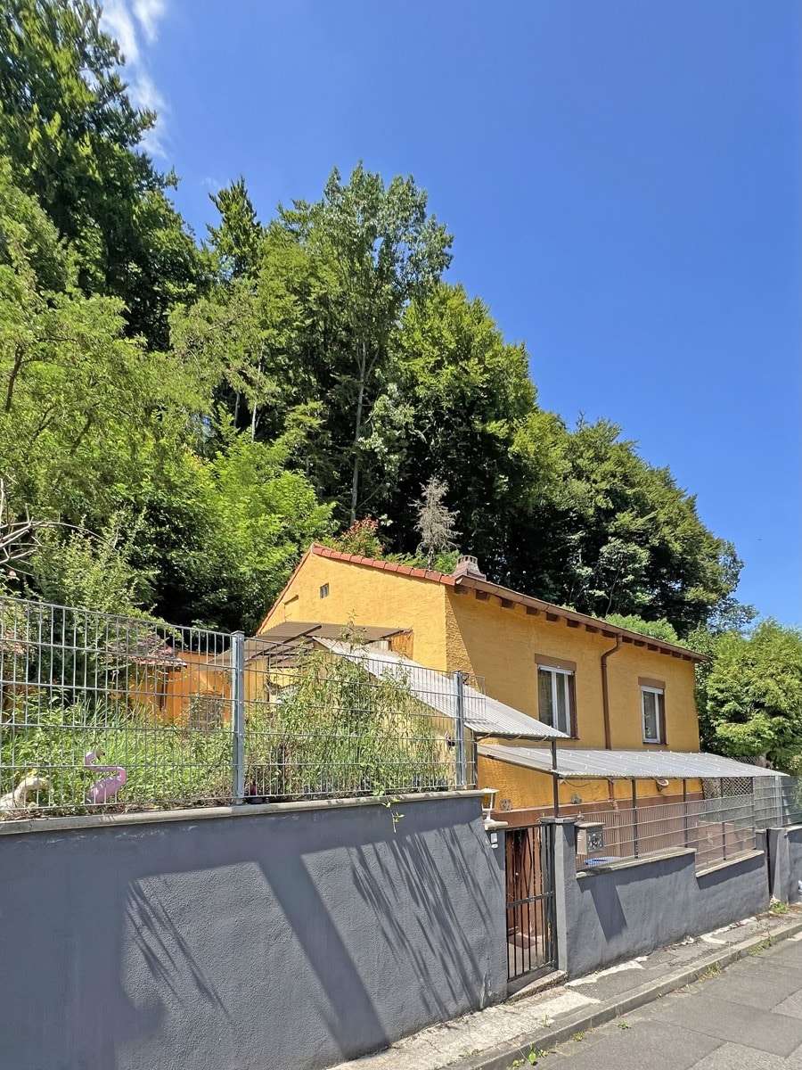 Thumbnail-Haus zum Kaufen in Landstuhl 90.000,00 € 1 m²